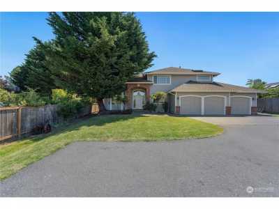 Home For Sale in Mukilteo, Washington