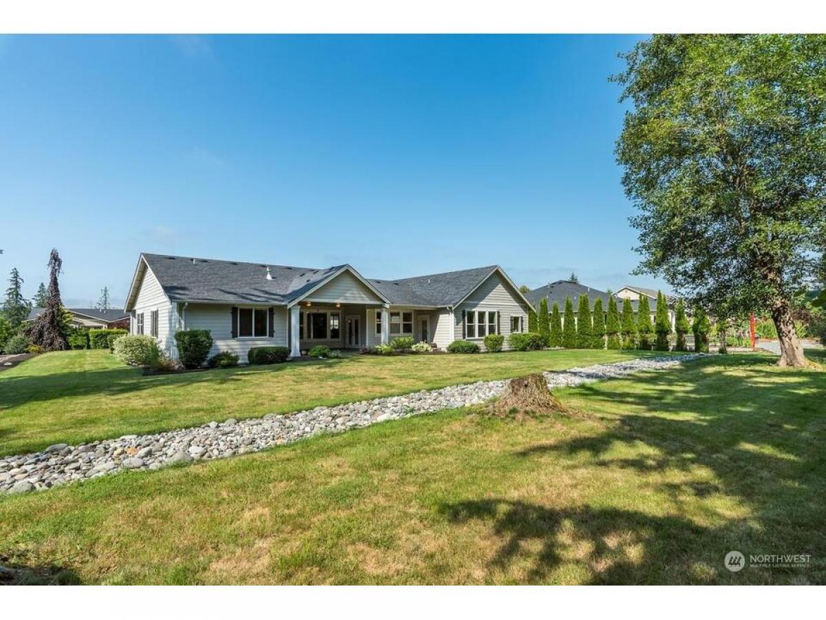 Picture of Home For Sale in Mount Vernon, Washington, United States