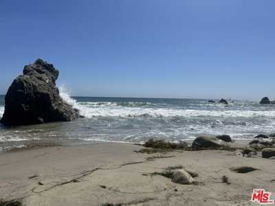 Residential Land For Sale in Malibu, California