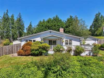 Home For Sale in Camano Island, Washington