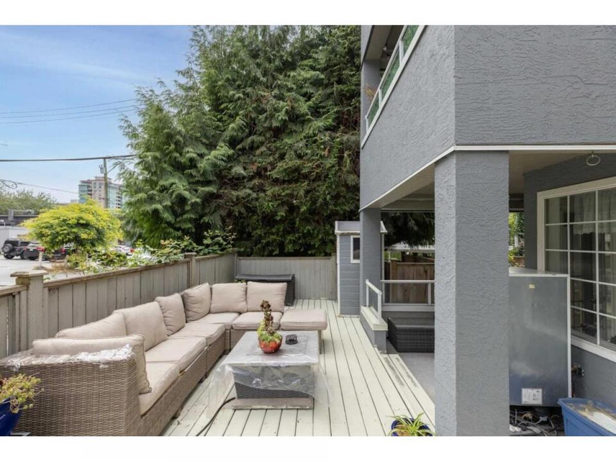 Picture of Condo For Sale in North Vancouver, British Columbia, Canada