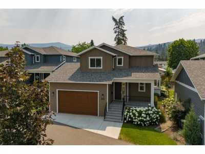 Home For Sale in Kelowna, Canada