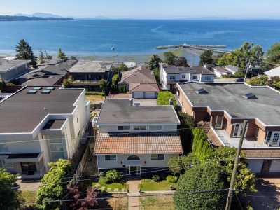 Home For Sale in White Rock, Canada