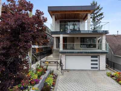 Home For Sale in White Rock, Canada