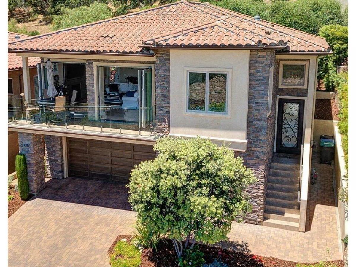 Picture of Home For Sale in Avila Beach, California, United States