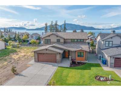 Home For Sale in Anacortes, Washington