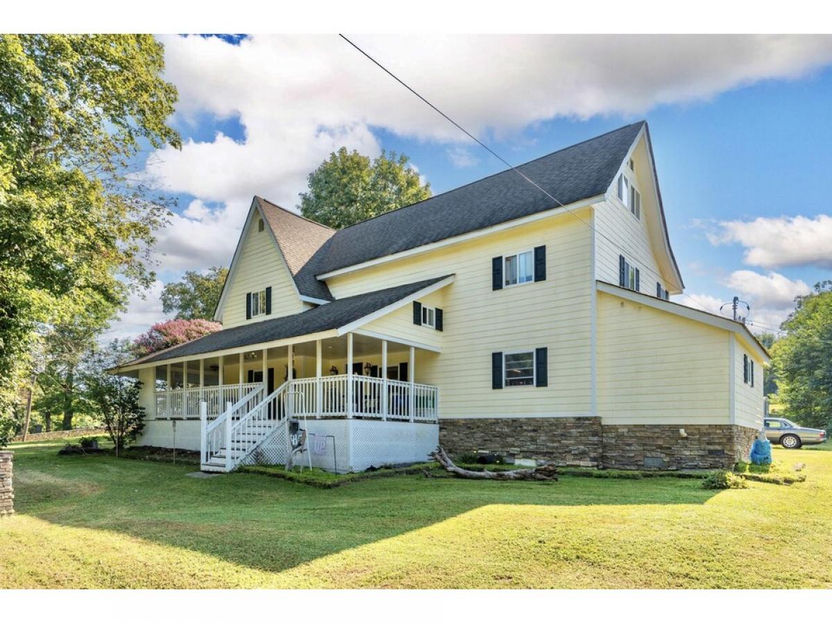 Picture of Home For Sale in Charleston, Tennessee, United States