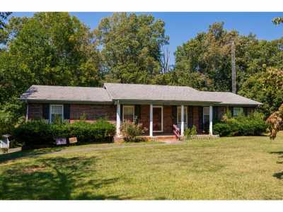 Home For Sale in Cookeville, Tennessee