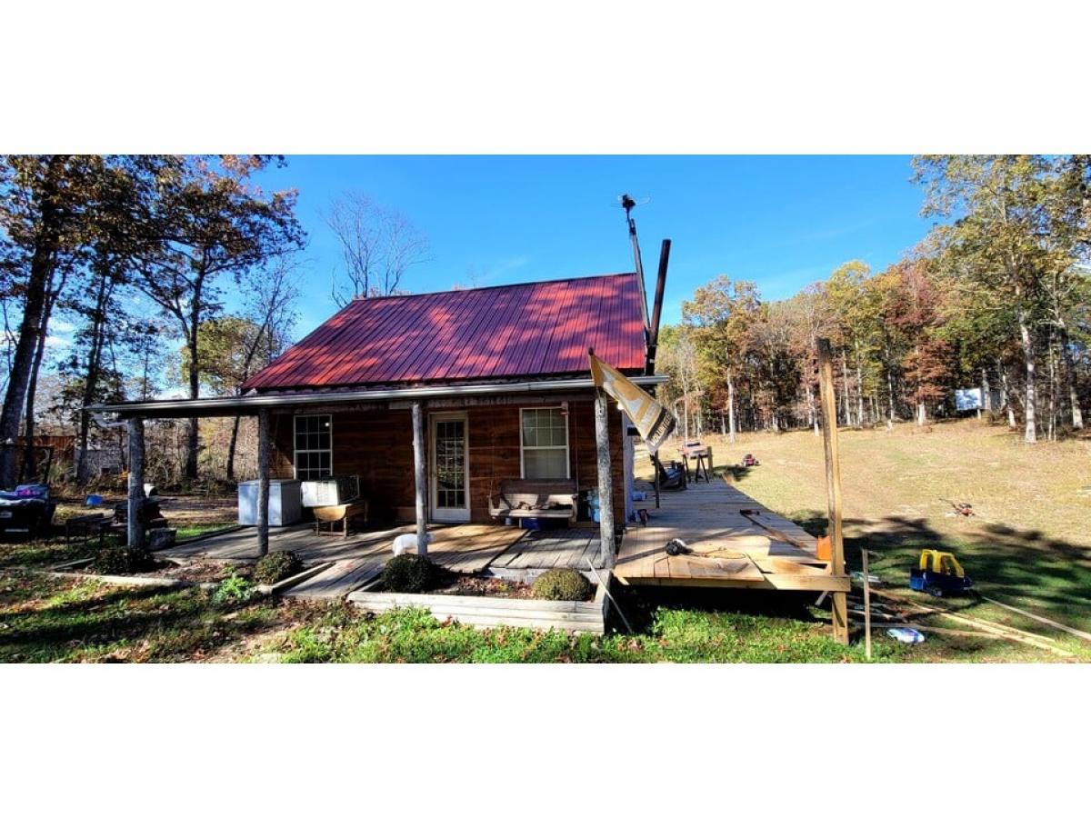 Picture of Home For Sale in Dunlap, Tennessee, United States