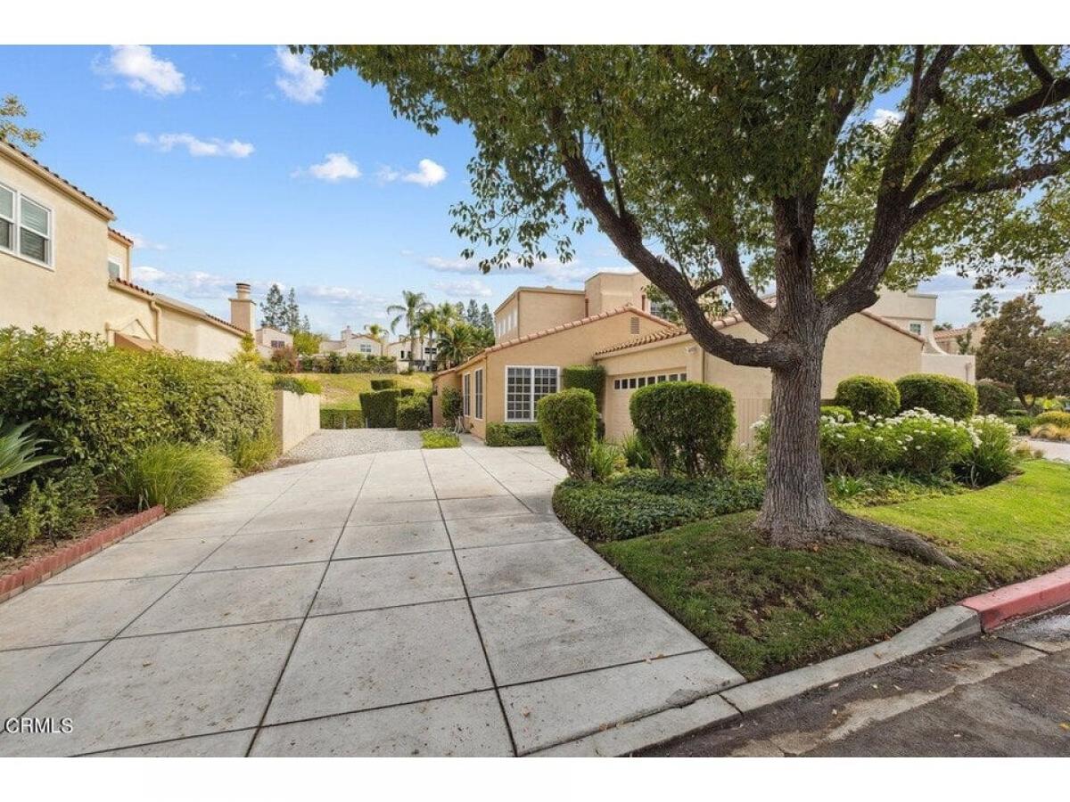 Picture of Home For Sale in Calabasas, California, United States