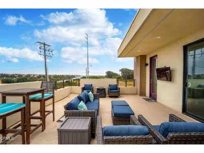 Home For Sale in Oxnard, California