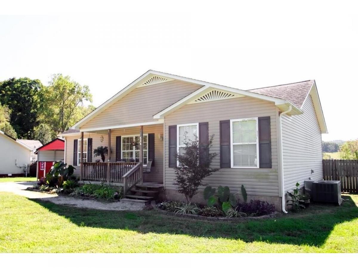 Picture of Home For Sale in Sparta, Tennessee, United States