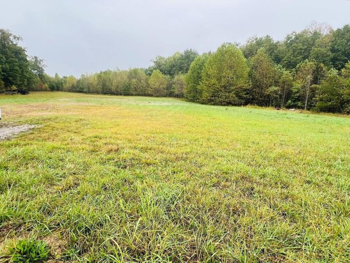 Picture of Residential Land For Sale in Crossville, Tennessee, United States