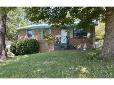 Home For Sale in Cookeville, Tennessee