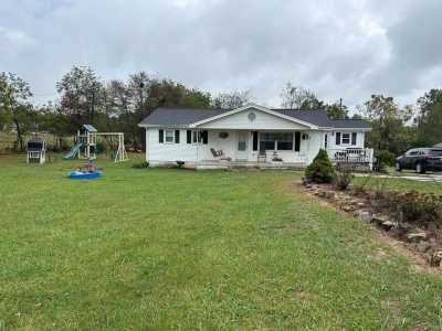 Home For Sale in Jamestown, Tennessee