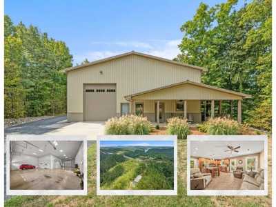 Home For Sale in Celina, Tennessee