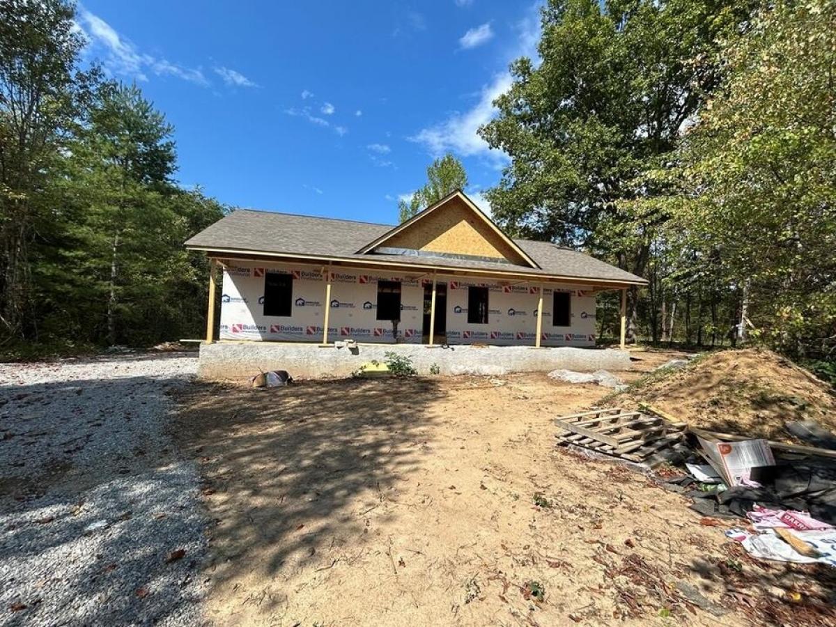 Picture of Home For Sale in Clarkrange, Tennessee, United States