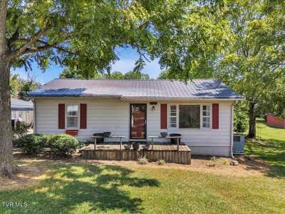 Home For Sale in Bean Station, Tennessee