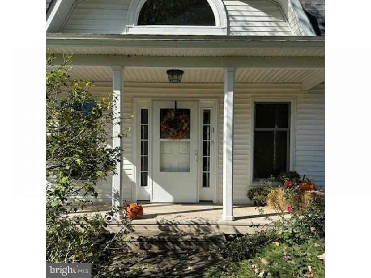 Picture of Home For Sale in Harleysville, Pennsylvania, United States