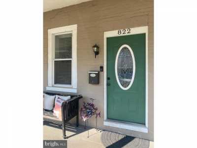 Home For Sale in Ardmore, Pennsylvania