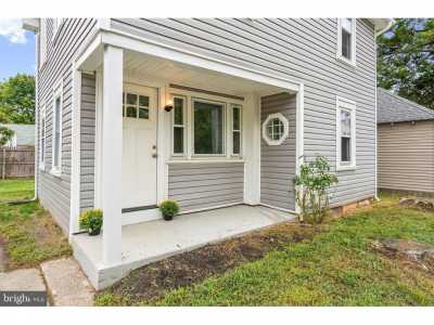 Home For Sale in Essington, Pennsylvania