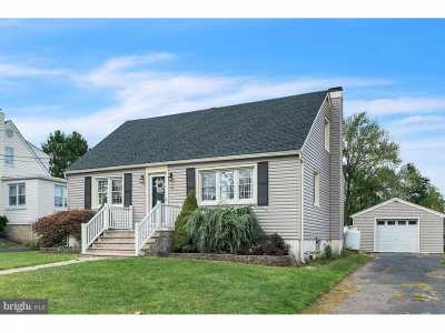 Home For Sale in Richlandtown, Pennsylvania