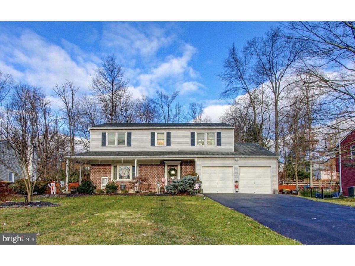 Picture of Home For Sale in Sellersville, Pennsylvania, United States