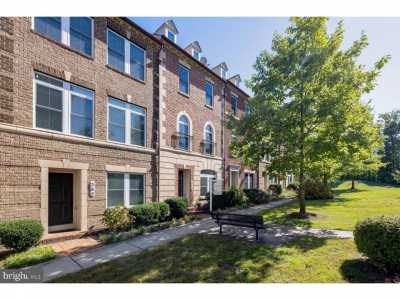 Home For Sale in Gaithersburg, Maryland