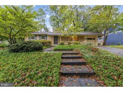 Home For Sale in Potomac, Maryland