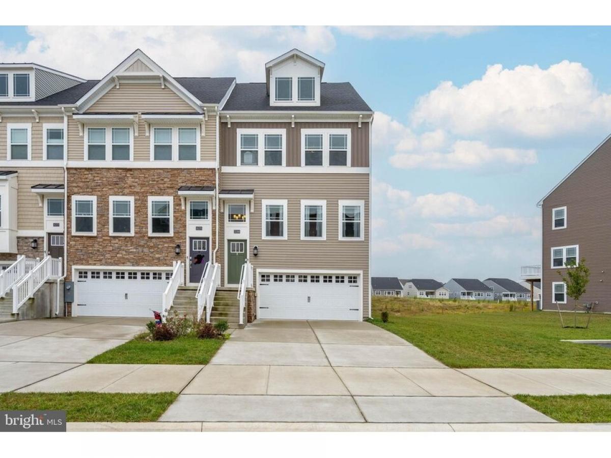 Picture of Home For Sale in Millsboro, Delaware, United States