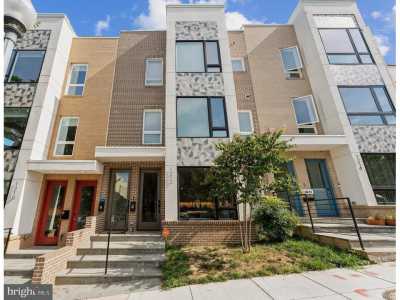 Home For Sale in Washington, District of Columbia