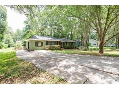 Home For Sale in Tallahassee, Florida