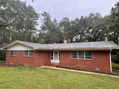 Home For Sale in Tallahassee, Florida