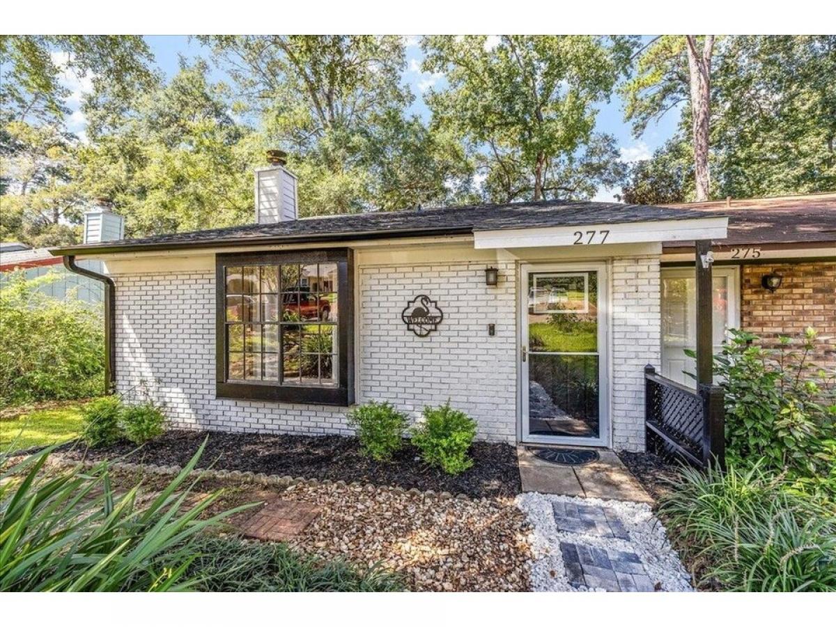 Picture of Home For Sale in Tallahassee, Florida, United States