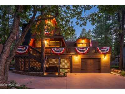 Home For Sale in Munds Park, Arizona