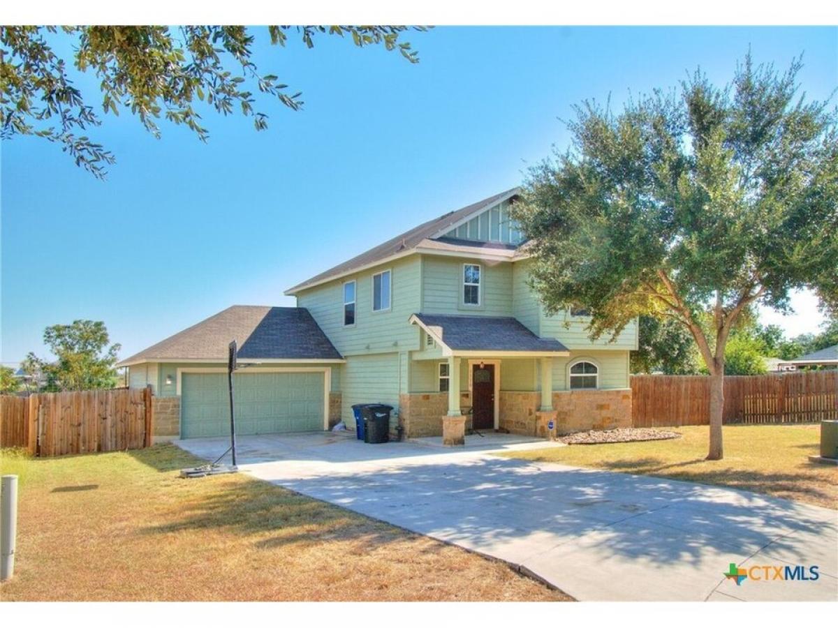 Picture of Home For Sale in New Braunfels, Texas, United States