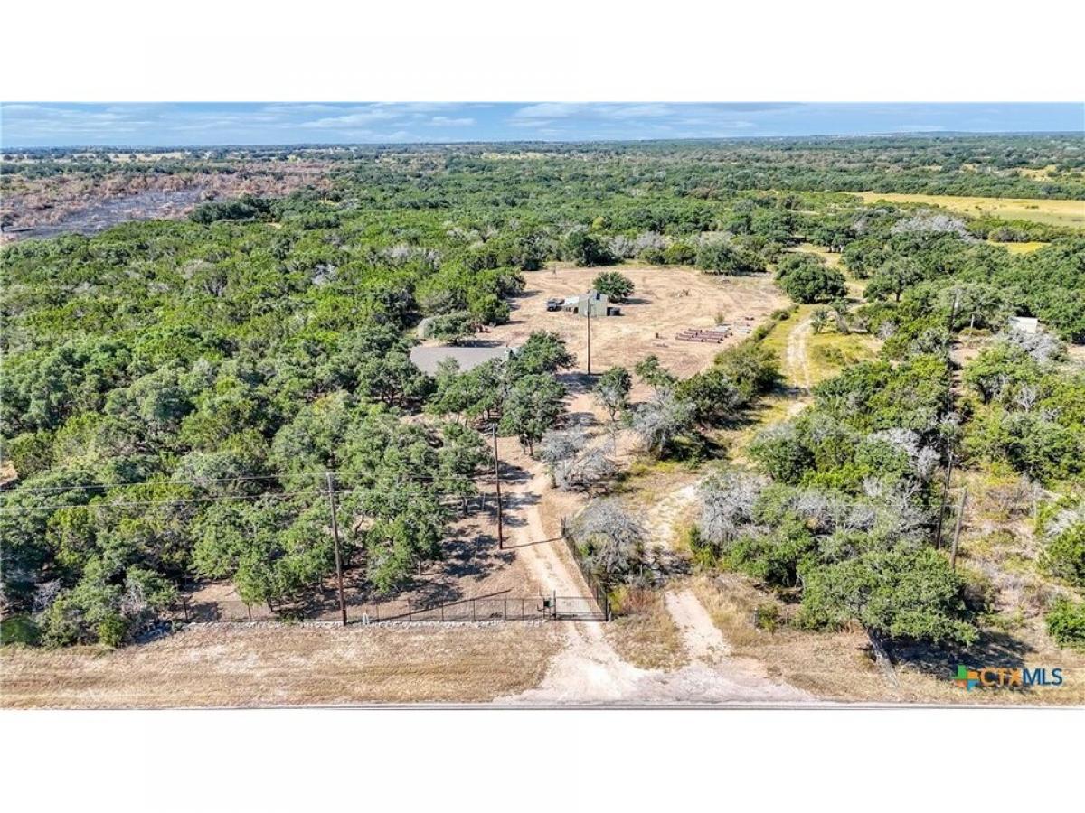 Picture of Home For Sale in Bertram, Texas, United States