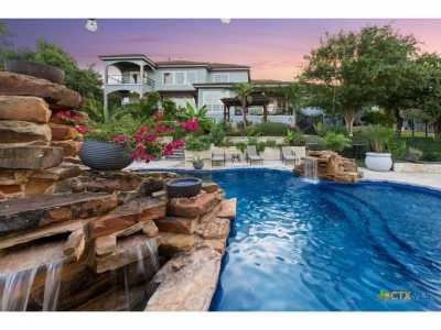 Home For Sale in Bulverde, Texas