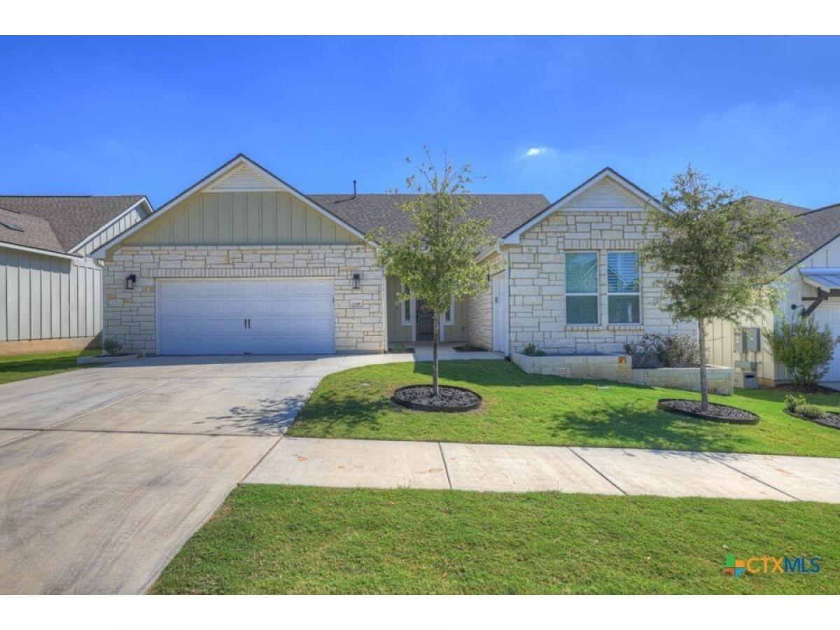 Picture of Home For Sale in San Marcos, Texas, United States