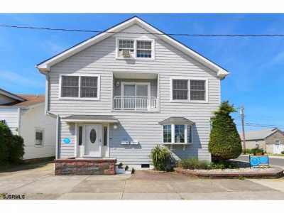 Home For Sale in Ventnor, New Jersey