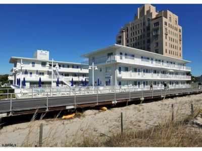 Home For Sale in Ventnor, New Jersey