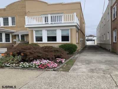 Home For Sale in Ventnor, New Jersey