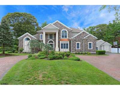 Home For Sale in Linwood, New Jersey