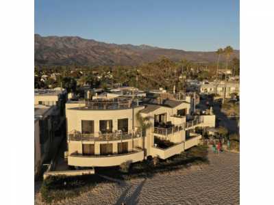 Home For Sale in Carpinteria, California