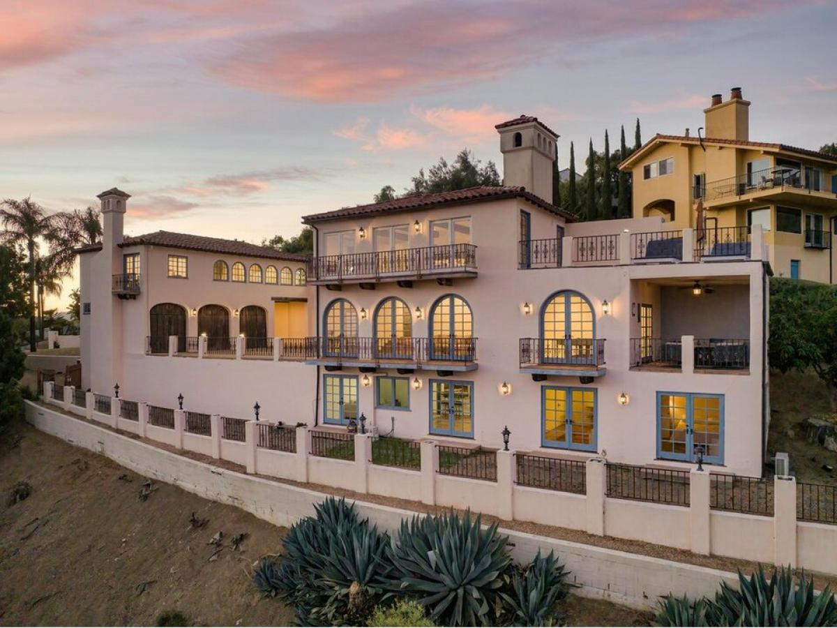 Picture of Home For Sale in Santa Barbara, California, United States