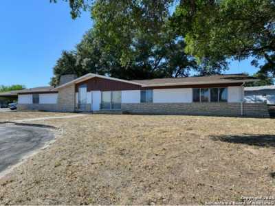 Home For Rent in La Vernia, Texas