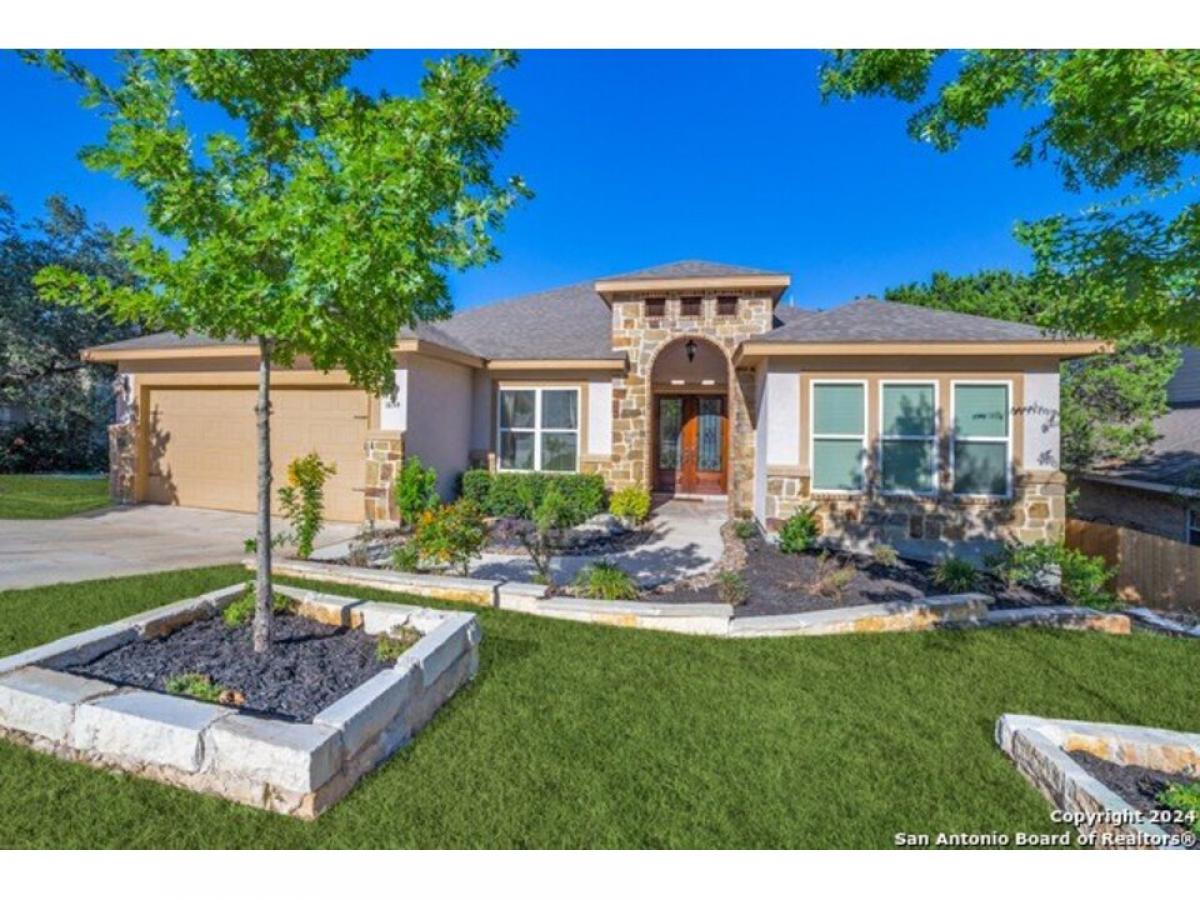 Picture of Home For Sale in Helotes, Texas, United States