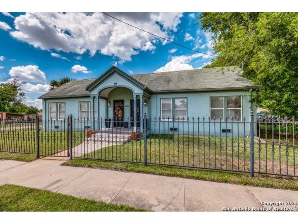 Picture of Home For Rent in San Antonio, Texas, United States