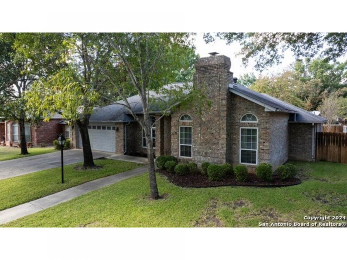 Picture of Home For Sale in Seguin, Texas, United States