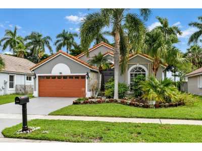 Home For Sale in Wellington, Florida